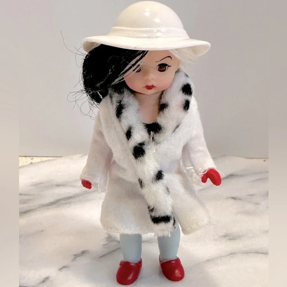 Vintage Madame Alexander Disney Cruella de‎ Vil Mini Doll McDonald’s Happy Meal